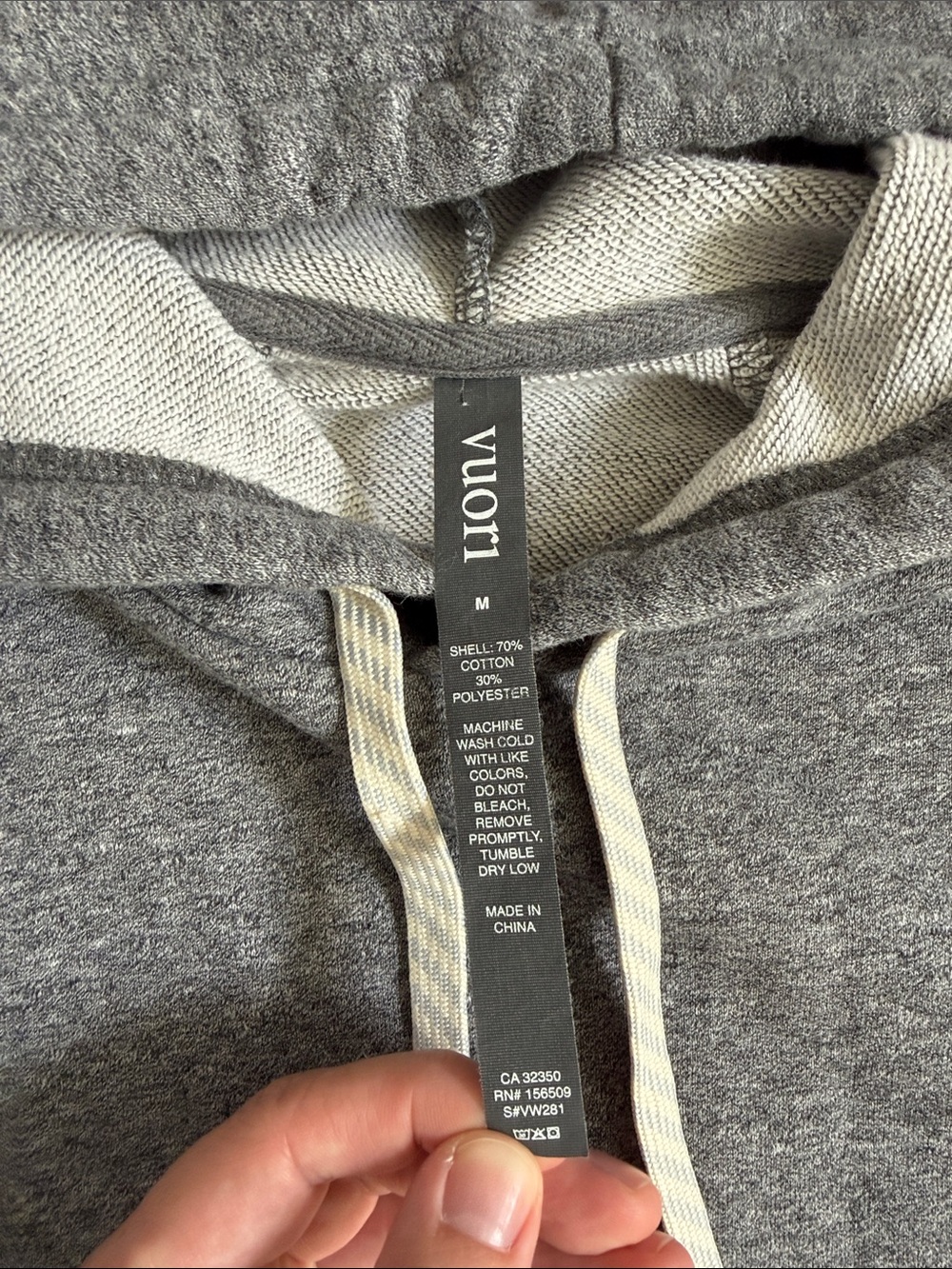 Vuori Colorblock Hooded Sweatshirt Size Medium - Picture 4 of 10